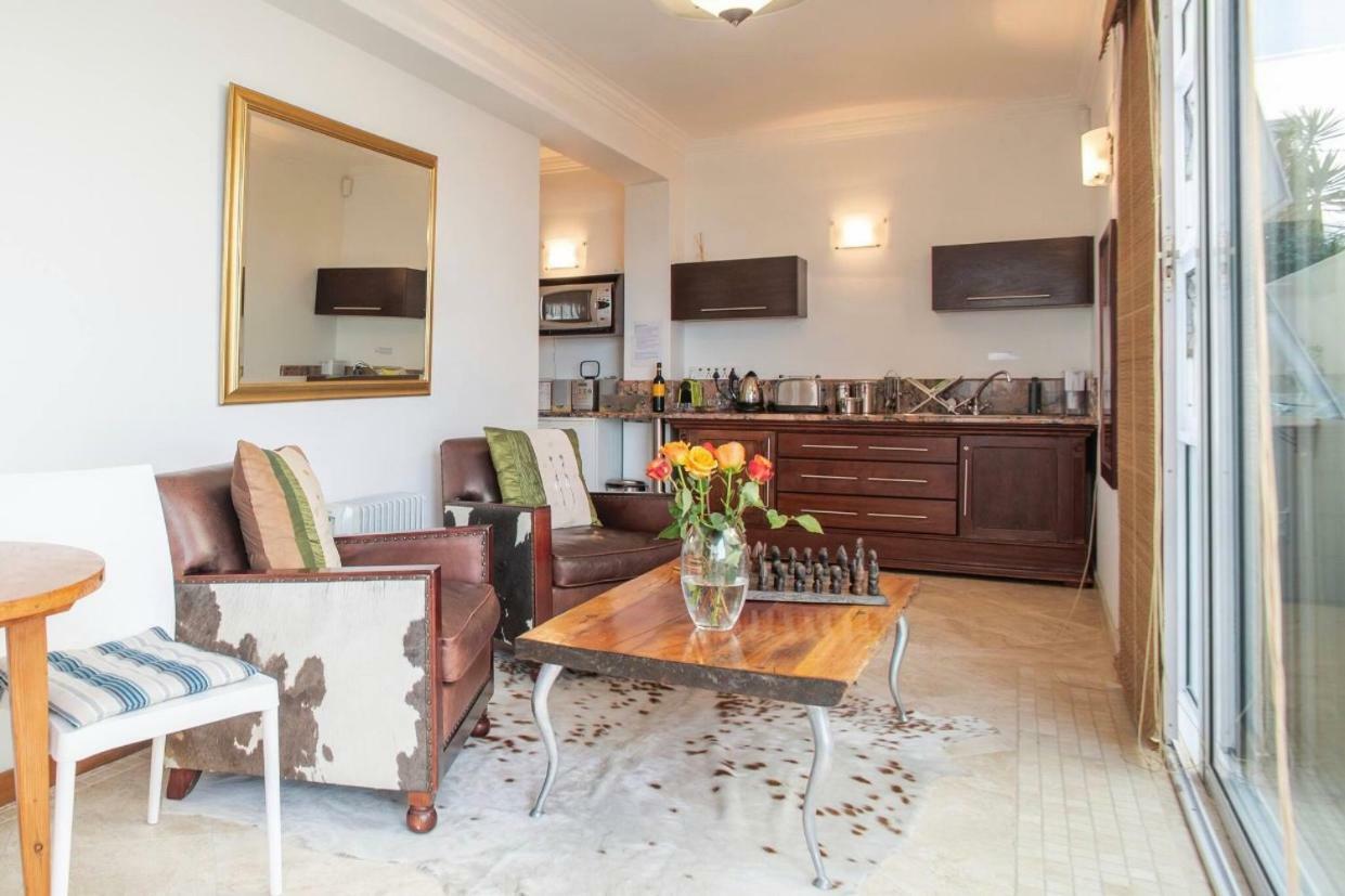 Bantry Beach Luxury Suites Cape Town Eksteriør bilde